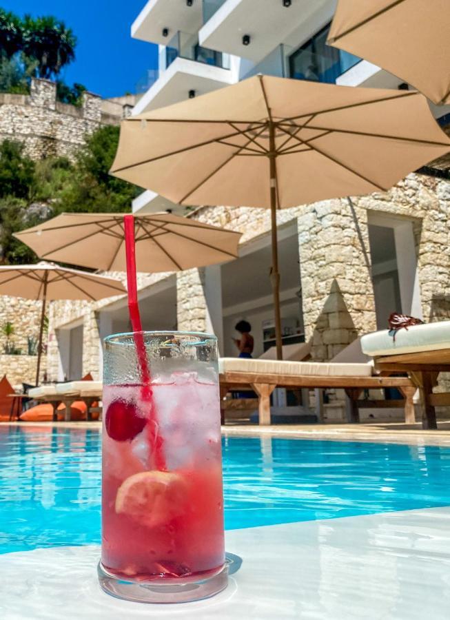 Hotel Platon Sarandë 外观 照片
